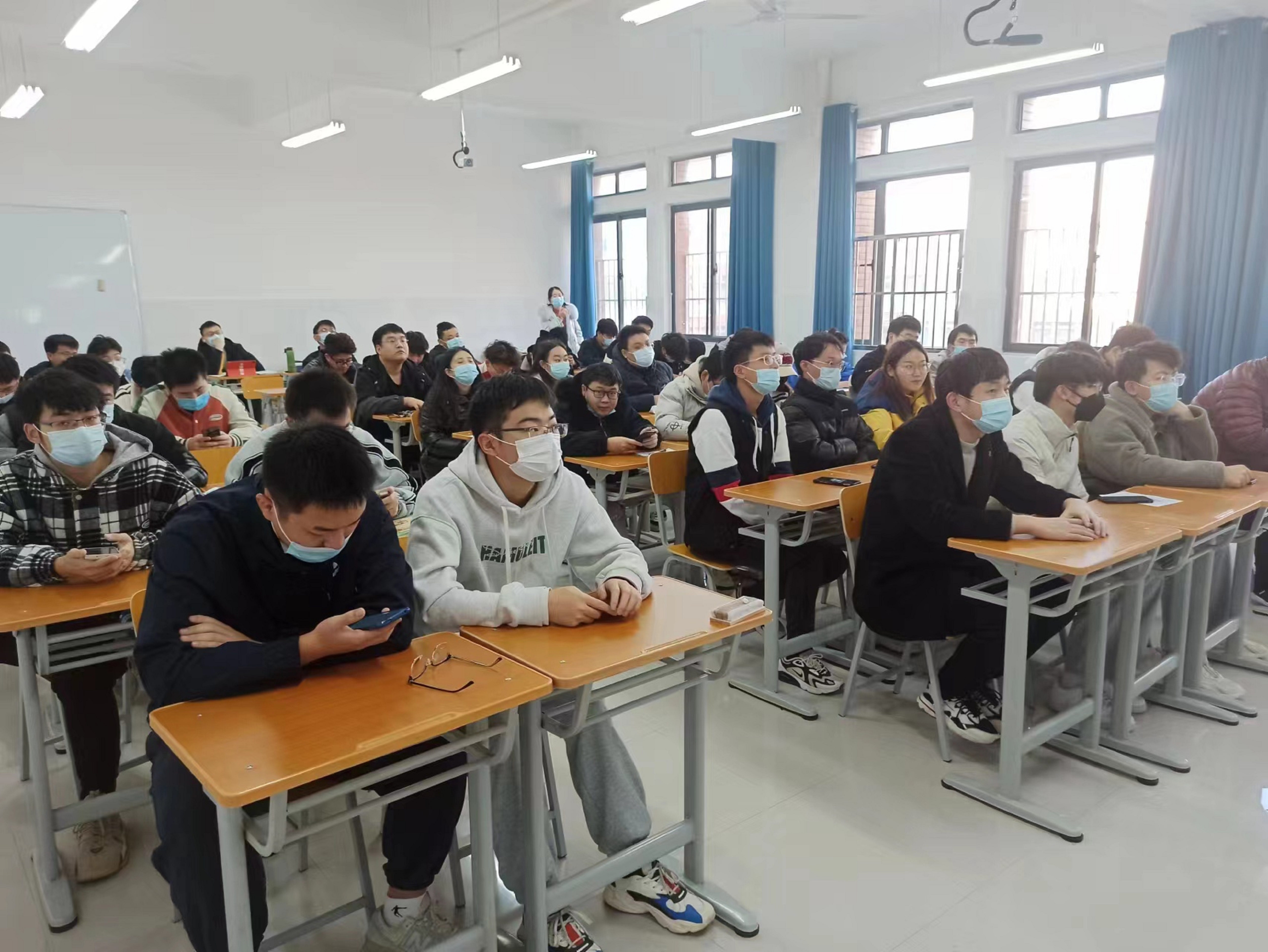 毕业设计动员大会照片2.jpg